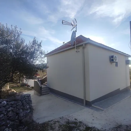 וילה Luce Ljubitovica