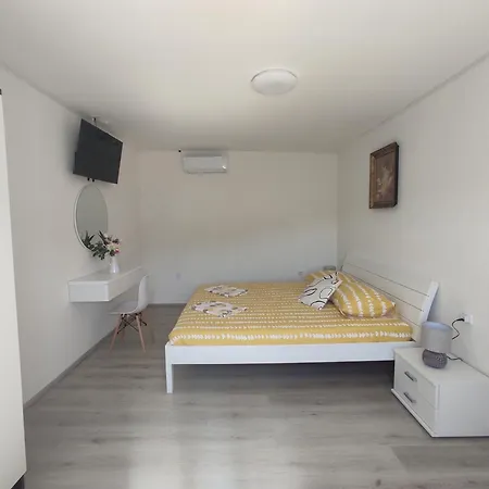 Luce Villa